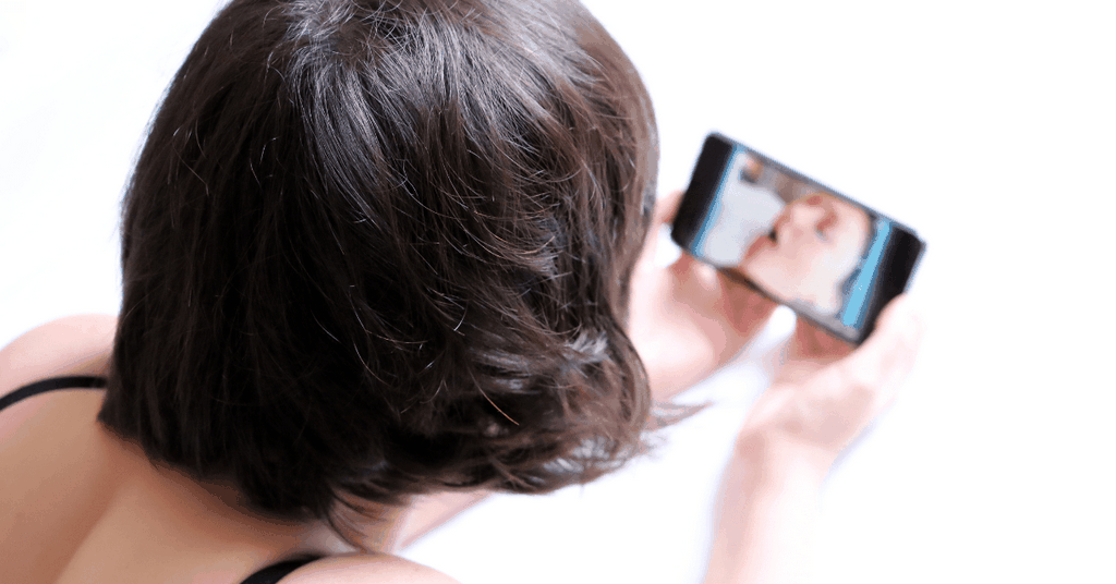 So ... Does She Spray or Devise?